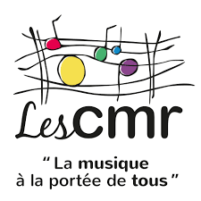 Logo Les CMR : des notes de musique colorées sur des lignes tracées à la main, et un slogan : &quot;la musique à portée de tous&quot;
